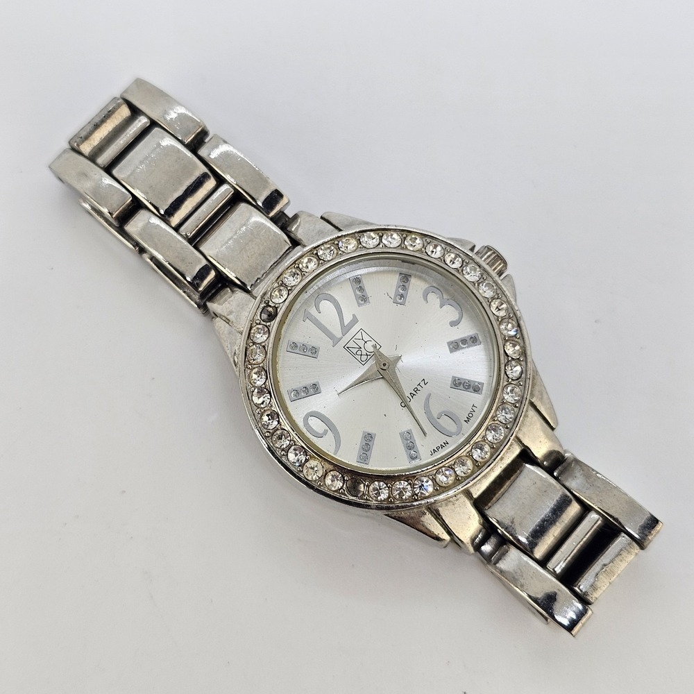 NYC Women's Analog Watch 32MM Gray Dial Gray Metal Bands 5.5" NEW Battery